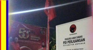 PDIP Mataram Bagikan 1.000 Bendera