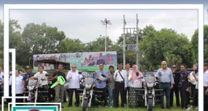 Bupati Serahkan Bantuan Truk dan Motor R3 Untuk Kelompok Tani