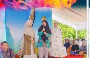Tiga Wanita Kembar Minta Gubernur NTB Lanjutkan Program Beasiswa : “Ini Investasi Jangka Panjang”