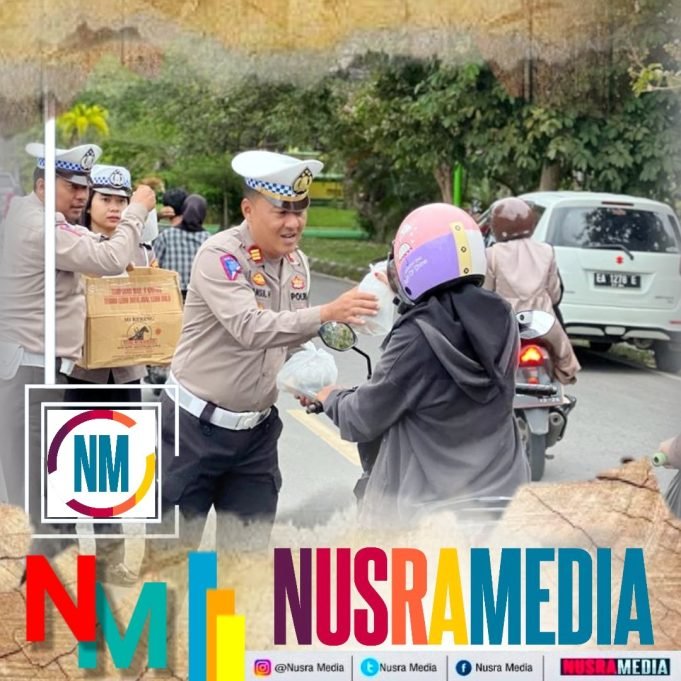 Satlantas Polres Sumbawa Berbagi