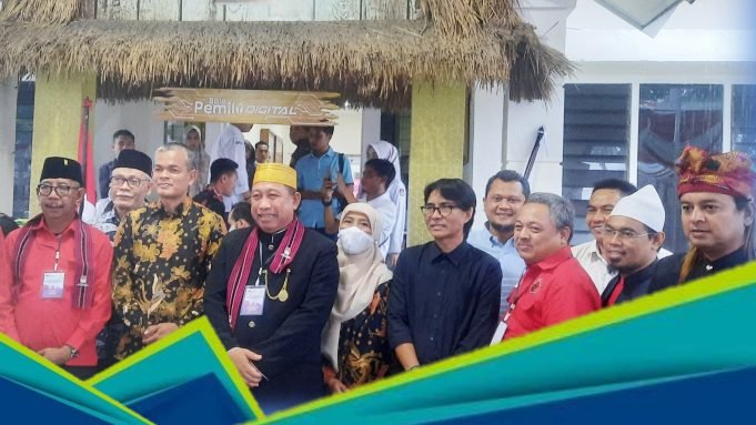 Meski Diguyur Hujan Lebat, PDIP NTB Tetap Melangkah Mantap Daftar ke KPU