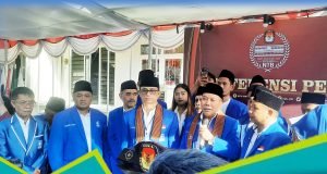 Serahkan Berkas ke KPU NTB, Muazzim Akbar : Siap Hadapi Pemilu, 12 Pas PAN Bantu Rakyat!