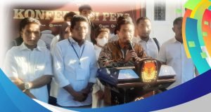 Daftar di Hari Terakhir Untuk DPD RI, Nurdin Ranggabarani : “Mohon Dukungan dan Do’a Restu Masyarakat NTB”