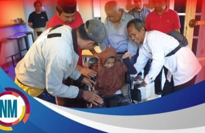 Kembali Lakukan Aksi Kemanusiaan, Rachmat Hidayat Bagikan Kursi Adaptif di Lombok Tengah