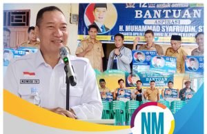 HMS Tuntaskan Pembagian Kursi Plastik di Pulau Sumbawa : “Kami Bersyukur Karena Beliau Sangat Peduli”