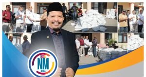 Johan Rosihan Salurkan Bantuan Alat Tangkap Untuk Nelayan Sumbawa