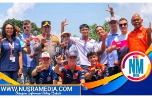 Pembalap MotoGP Diarak Keliling Kota