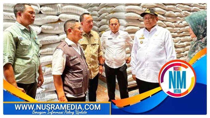 Sidak ke Gudang Bulog, Pj Gubernur NTB : Stok Beras Aman !