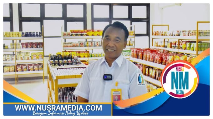 Dampingi Tim Validasi Lapangan IGA 2023, Kadis Kominfotik NTB Ajak Pengunjung Beli Oleh-oleh di NTB Mall