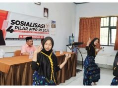 Johan Rosihan Apresiasi Kreativitas Pelajar SMA di Bima