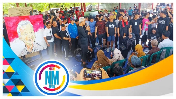 Sapa Warga Kota Mataram, Ganjar Pranowo Bagikan 100 Kursi Roda : “CFD Terasa Berbeda Lebih Meriah”