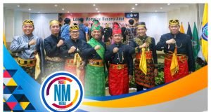 Kepala OPD Lingkup Pemprov NTB Kompak Kenakan Pakaian Adat