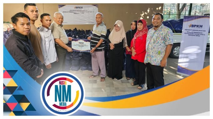 Rachmat Hidayat Salurkan 1000 Paket Sembako Premium bagi Warga Miskin di Mataram