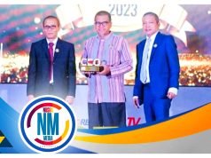 Direktur Utama Bank NTB Syariah Raih Anugerah Top 100 CEO 2023
