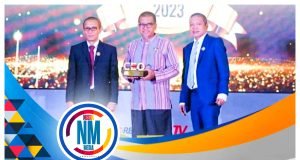 Direktur Utama Bank NTB Syariah Raih Anugerah Top 100 CEO 2023
