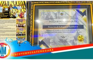 Pemkab Sumbawa Terima Penghargaan TKD Award 2023