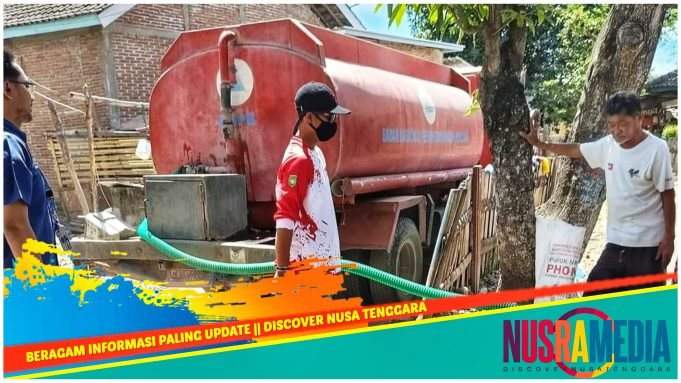 BPBD Sumbawa Salurkan 30 Ribu Liter Air Bersih di Dua Desa