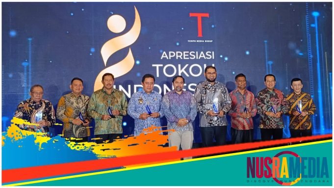 Bupati Sumbawa Terima Penghargaan Dalam Ajang Apresiasi Tokoh Indonesia 2024