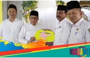 Bupati Sumbawa Serahkan Bantuan Ambulance di Desa Jaya Makmur Labangka