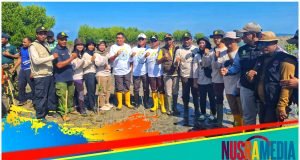 Pjs Bupati Sumbawa Pimpin Penanaman Mangrove di Pulau Bungin