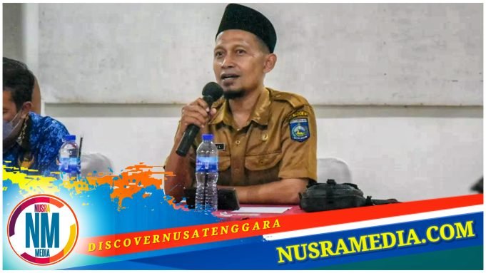 Literasi Digital Aparatur Desa Berbasis LSM