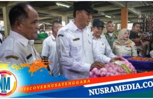 Blusukan ke Pasar Seketeng, Bupati dan Wabup Sumbawa Pastikan Harga Sembako Terkendali di Bulan RamadhanÂ