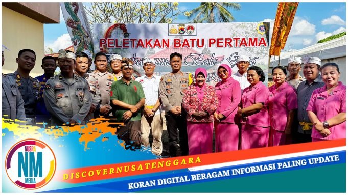 Kapolres Lotara Lakukan Peletakan Batu Pertama Bale Gong Pura Amerta Giri Rinjani